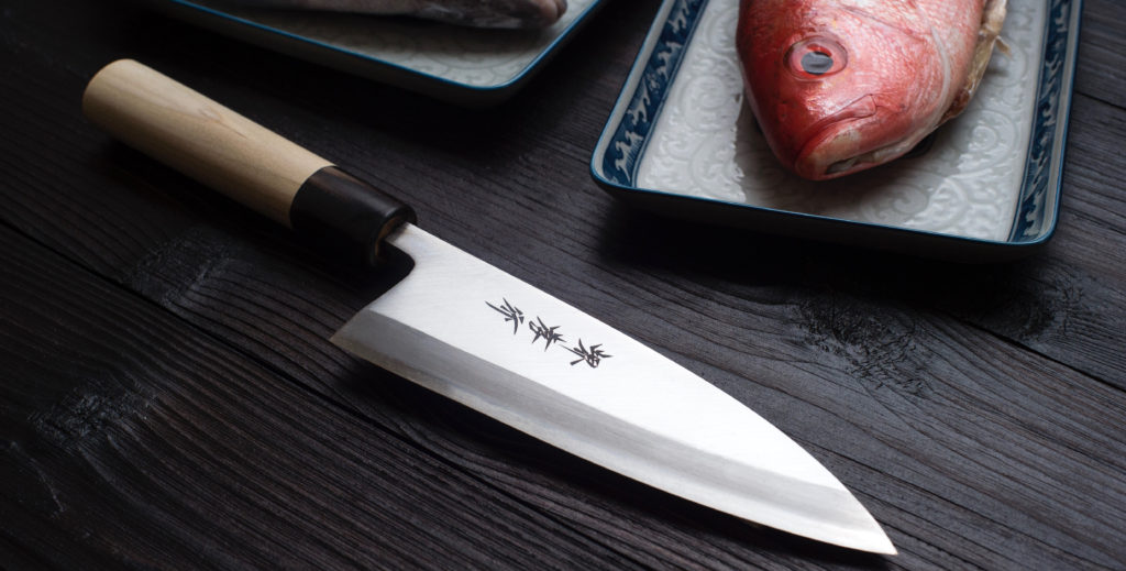 Best Japanese Kitchen Knives For Your Comfy Moments While Cooking