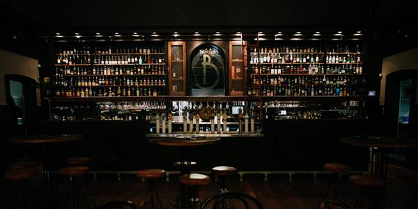 bars in singapore